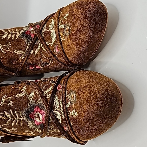 Monroe and main embroidered booties size 11 - Picture 6 of 8
